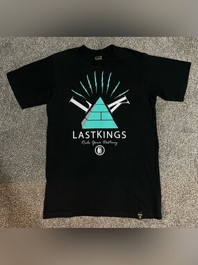 Last Kings Men’s Black Tee with Teal Pyramid Graphic